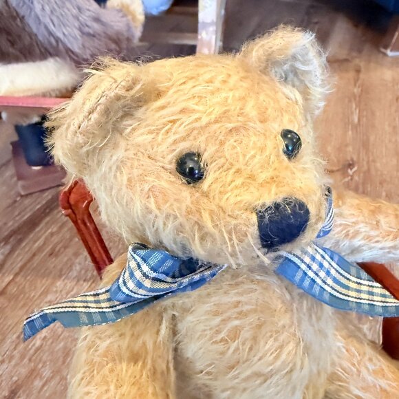 Vintage Mohair Teddy Bear with Wood Chair - Picture 16 of 16
